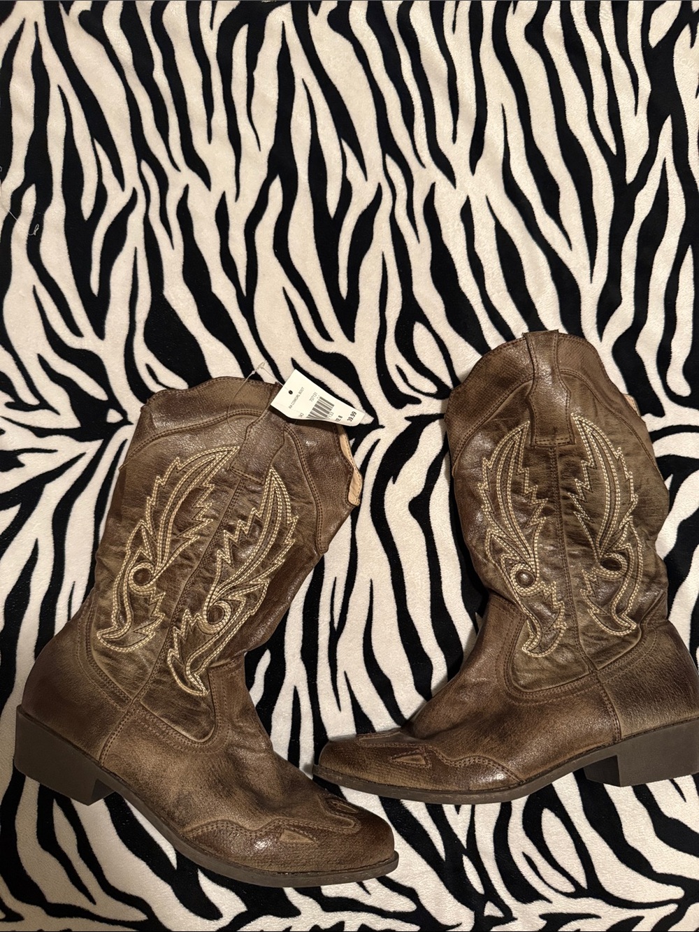 Source Unknown Brown Embroidered Western Ankle Boots